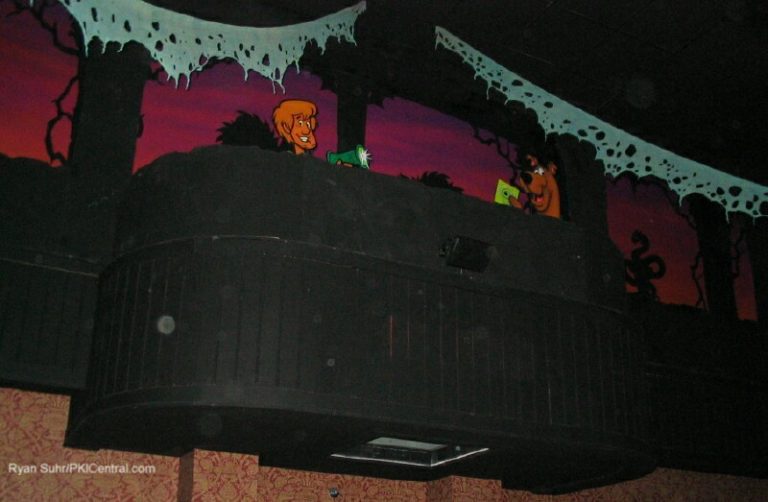 Scooby Doo and the Haunted Castle themeing